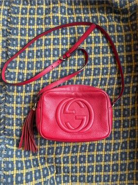 Authentic Gucci Red Soho Small Leather Disco Bag